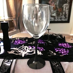 1 Luminarc Nocturne Red Wine Glass SINGLE Vintage Black Stem Claret France Goth